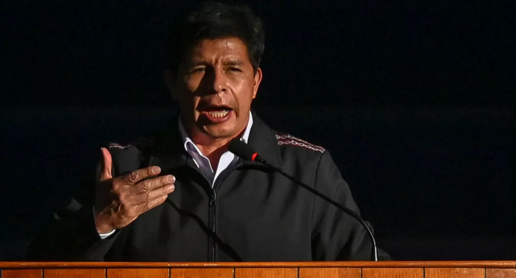 El presidente peruano Pedro Castillo, cuya cuñada es buscada por corrupción.