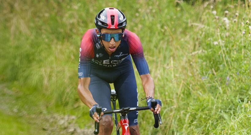Egan Bernal hoy se cayó en etapa 4 del Tour de Dinamarca