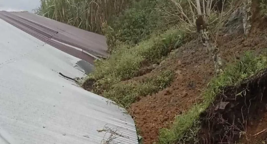 [Video] Dos niños murieron y otros dos resultaron heridos por derrumbes en Antioquia 