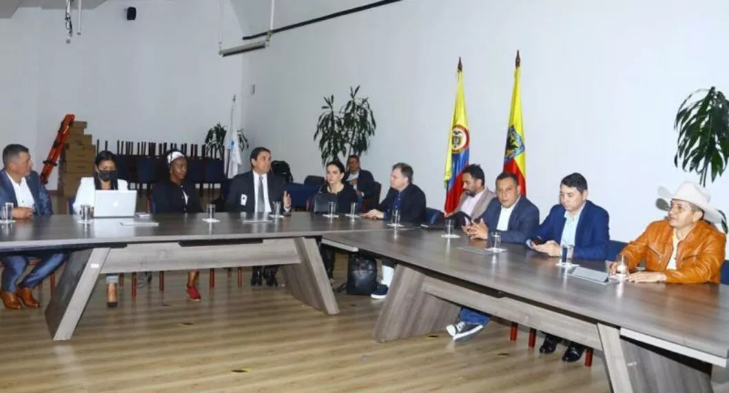 La ministra se reunió con el Alcalde a través de Asocapitales, también hicieron presencia mandatarios de Mocoa, Leticia, Bucaramanga, Sincelejo, Pereira y Arauca.