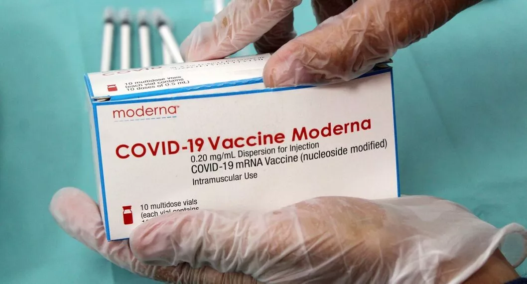Moderna demanda a Pfizer por posible robo de patente en vacuna COVID