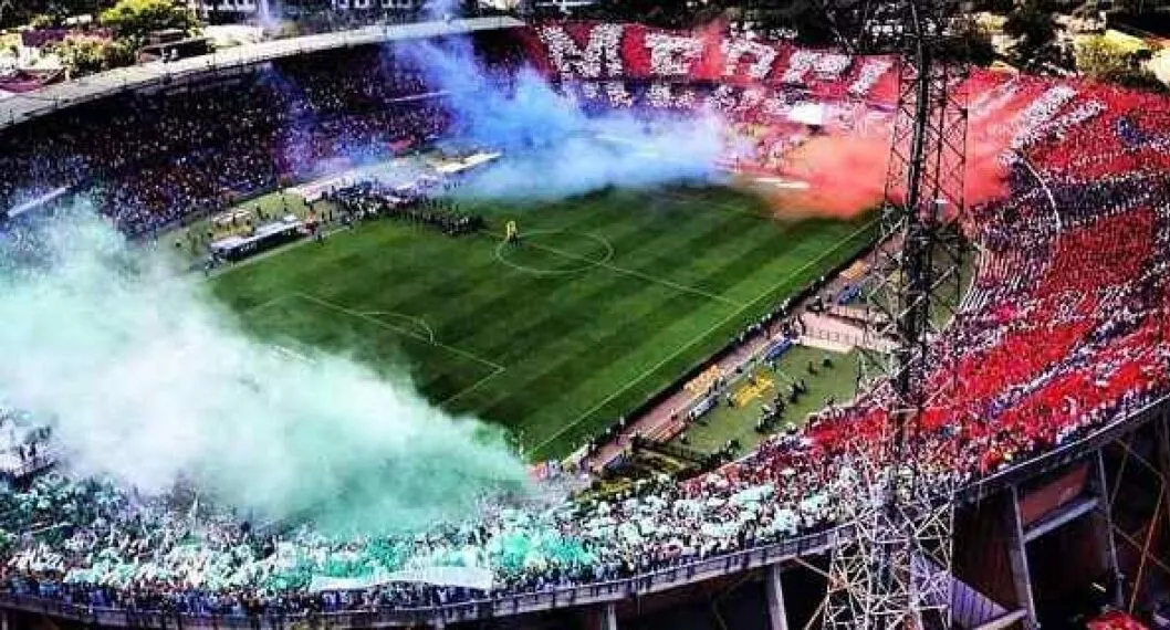 Imagen del estadio donde se jugará el Medellín vs. Nacional, a propósito que más de 40 mil personas estarán en el Atanasio