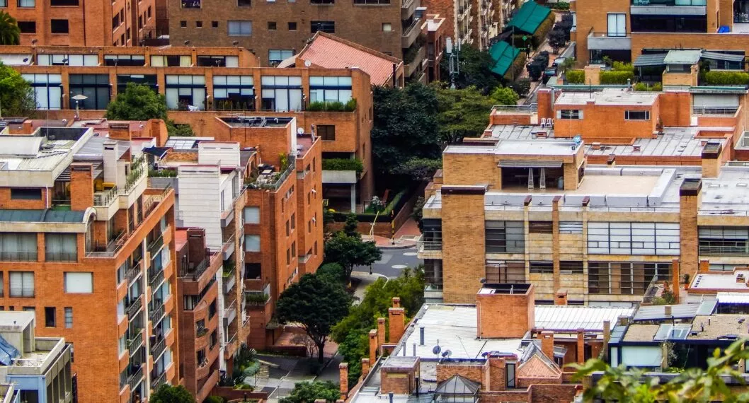 Los barrios más caros en Bogotá en los que una casa puede llegar a costar hasta 1.300 millones de pesos y comparación con otras capitales de Latinoamérica.