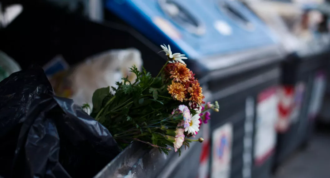 Hallan dos nuevos cadáveres embolsados en Bogotá; estaban en contenedores de basura