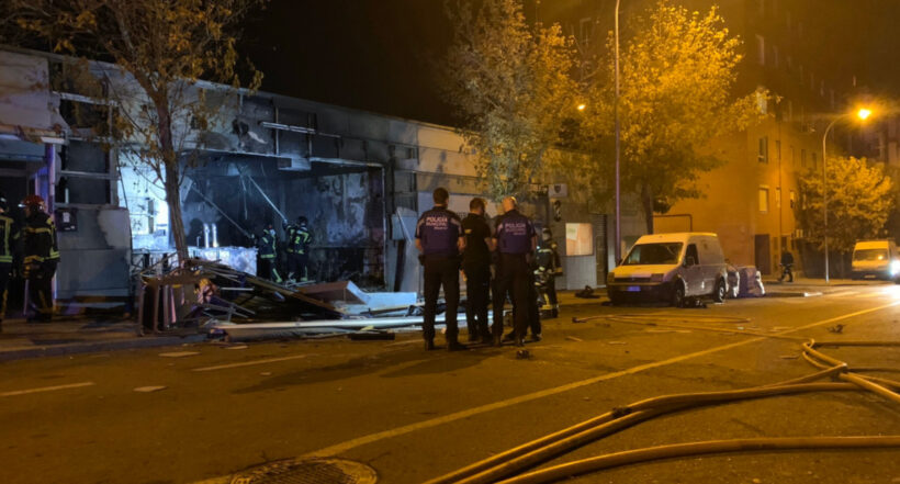 Foto del bar incendiado en España y que dejó a una colombiana herida.