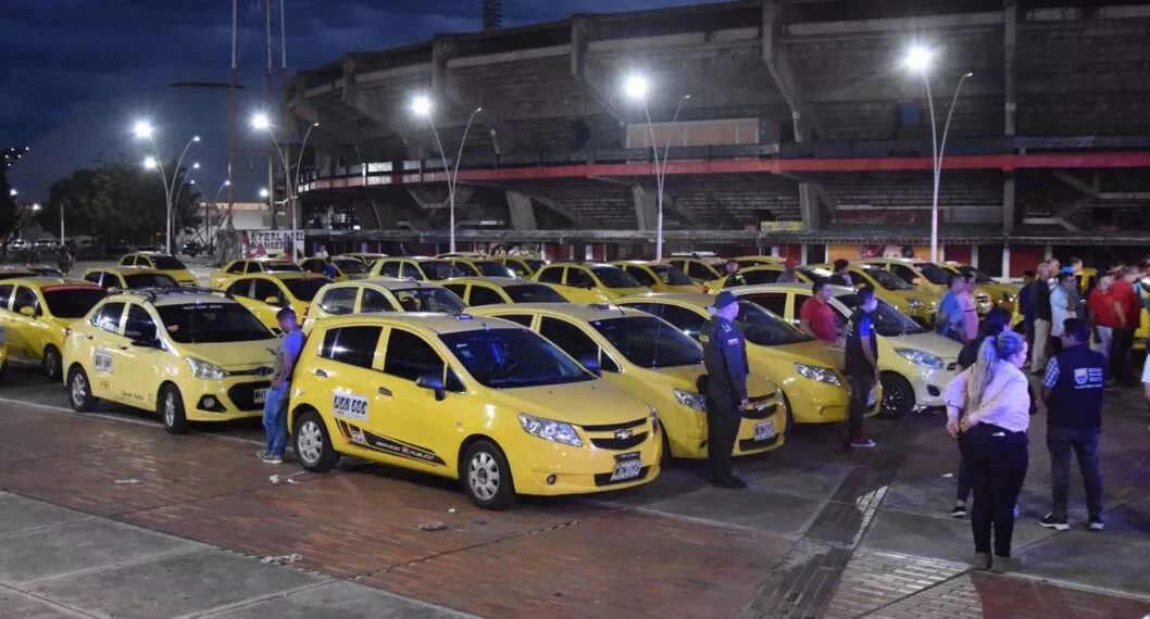 Imagen de taxis a propósito del pico y placa en Cúcuta para el martes 13 de septiembre y horarios de las medidas
