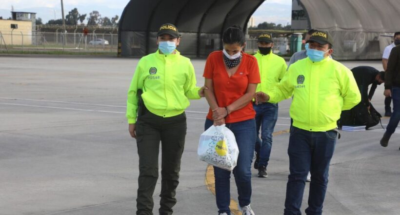 Gobierno Petro dejó viendo un chispero a mujer que suplicó no ser extraditada