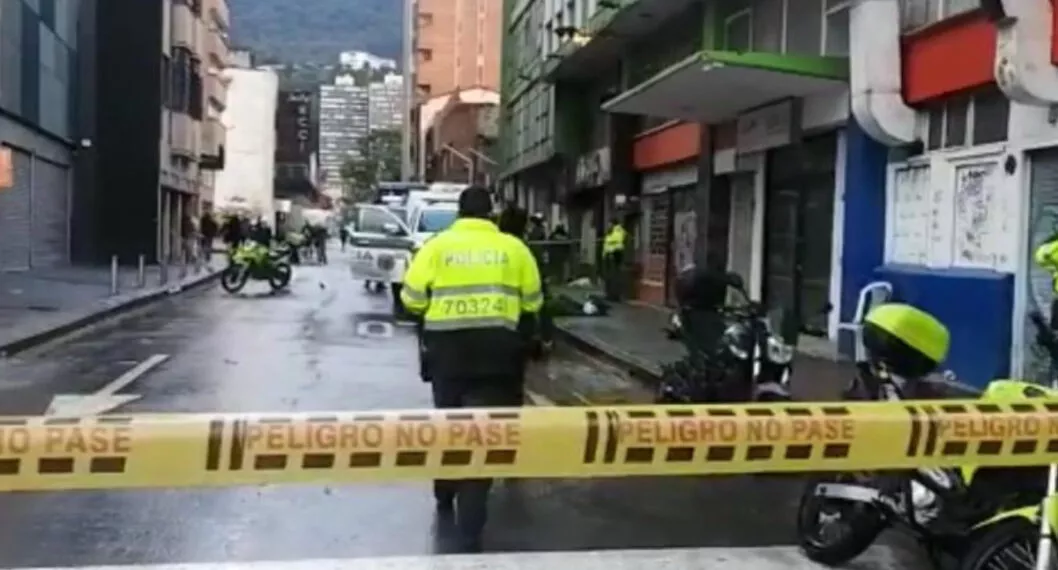 A plena luz del día, sicarios asesinaron a dos vendedores en el centro de Bogotá 