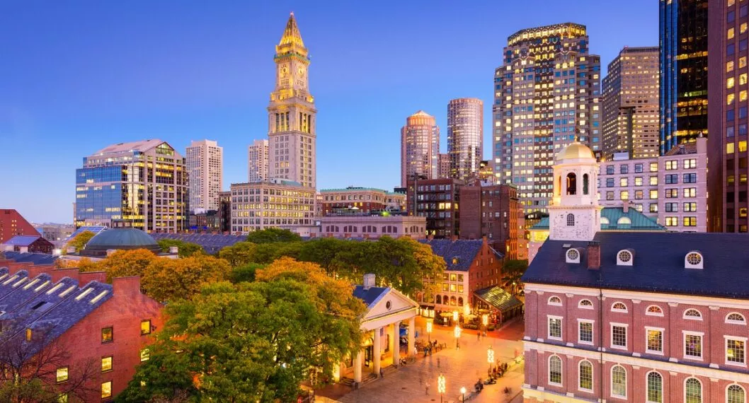 Boston, en Estados Unidos, ilustra nota sobre ciudades del mundo donde pagan bien por hablar español