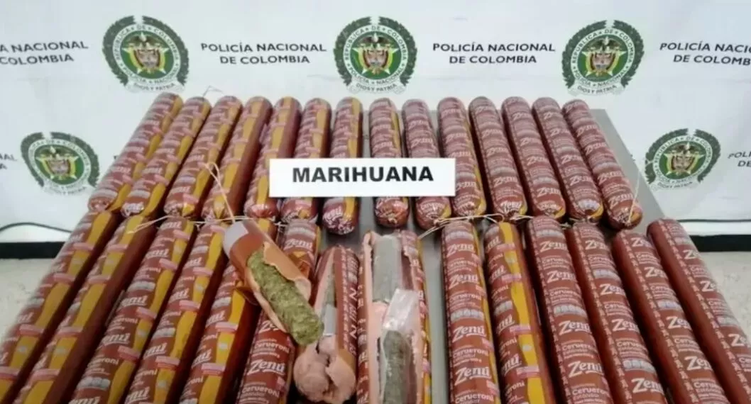 Confiscaron 27 kilogramos de cocaína que estaban dentro de 28 salchichones.
