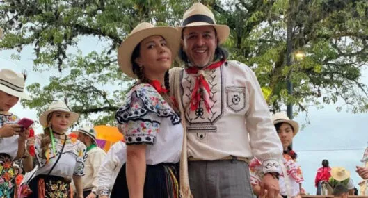 Foto de 'Toto' Vega y Nórida Rodríguez a propósito del mal agüero que tenían en la relación.
