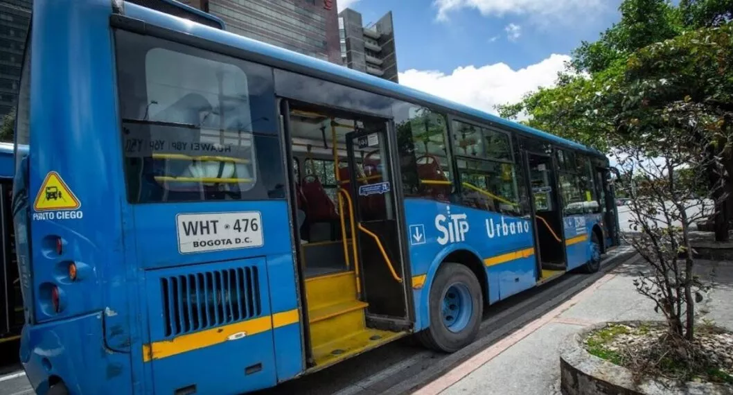 Siete niños resultaron lesionados por el choque entre una ruta escolar y un bus del SITP, en el sur de Bogotá.