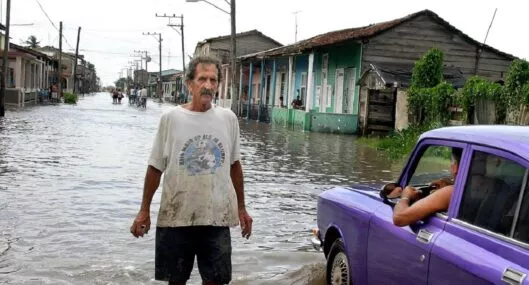 Cuba: energía vuelve a la isla luego de huracán Ian que hizo daños