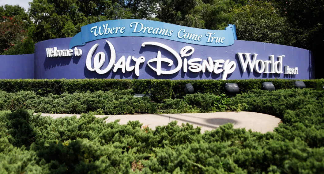 Walt Disney World le pidió a sus huéspedes que se refugien en los hoteles de la compañía para no tener problemas con el paso del huracán Ian. 