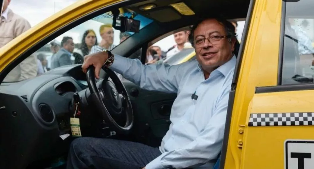 El presidente Gustavo Petro el incumplió una cita a los taxistas y le advirtieron que si no los escucha irán a paro a nivel nacional.