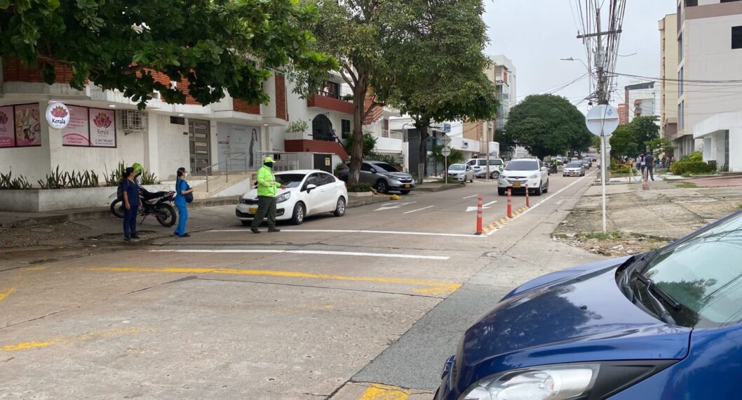 Imagen del tráfico, a propósito del pico y placa Barranquilla para hoy viernes 30 de septiembre, aplica para taxis
