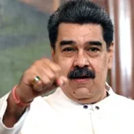 Nicolás Maduro, que  pide a militares de Venezuela trabajar por paz total de Colombia