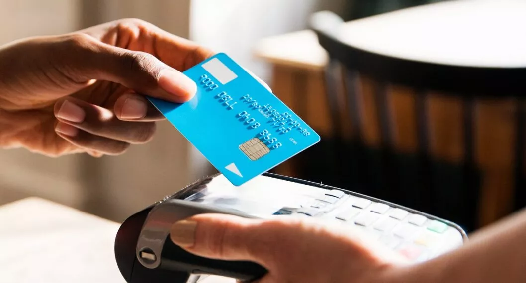 Imagen de tarjeta crédito que ilustra nota; Banco Caja Social, Sudameris, Serfinanza, con tarjeta crédito barata