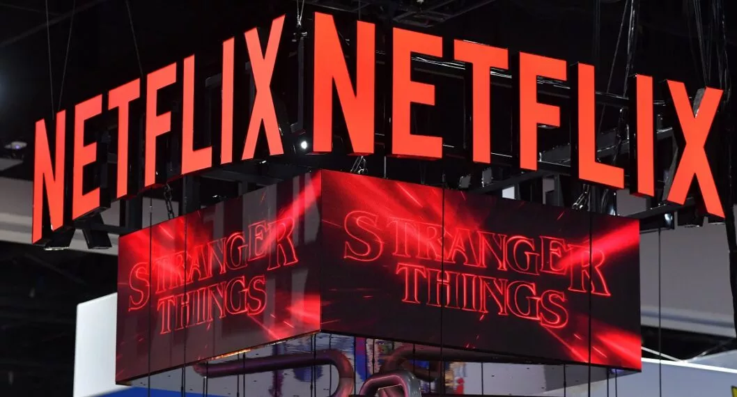 Cartel de Netflix ilustra nota sobre cambio que esa plataforma y Disney + adelantarían y que o gustará