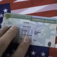 'Green card' de Estados Unidos ilustra nota sobre lotería de visas que se hará y cómo participar