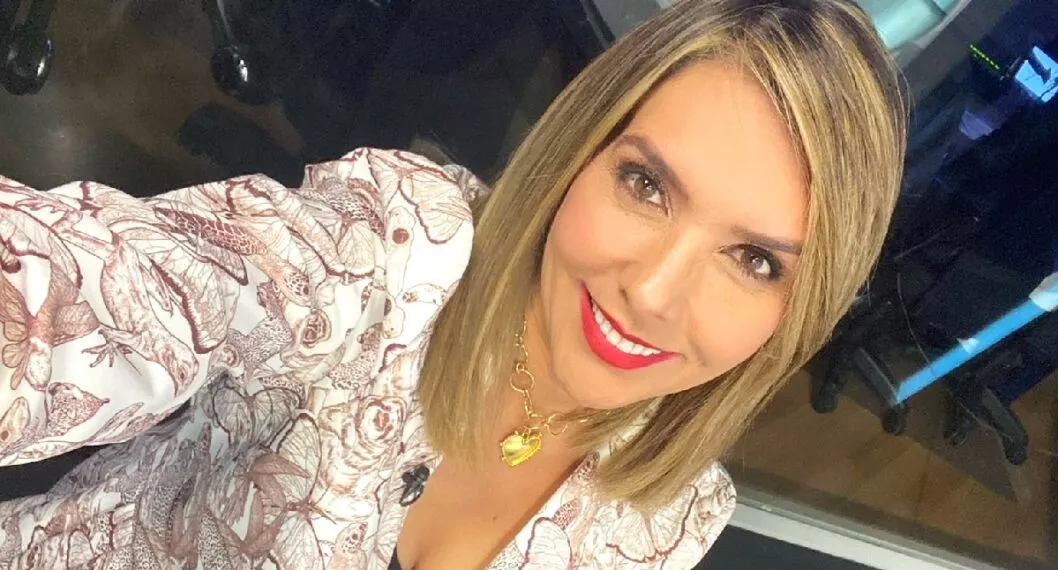 Mónica Rodríguez, que critica a aerolínea por pasaje a millón de pesos en Bucaramanga.