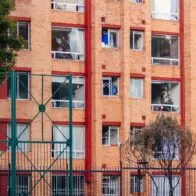 Edificio de apartamentos ilustra nota sobre cuántos podrían quedar sin casa propia por desaparición de 'Mi casa ya'