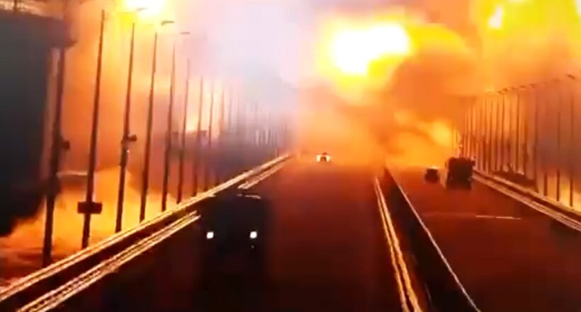 Explosión de puente de Crimea, que va de Rusia a la península ucraniana invadida.