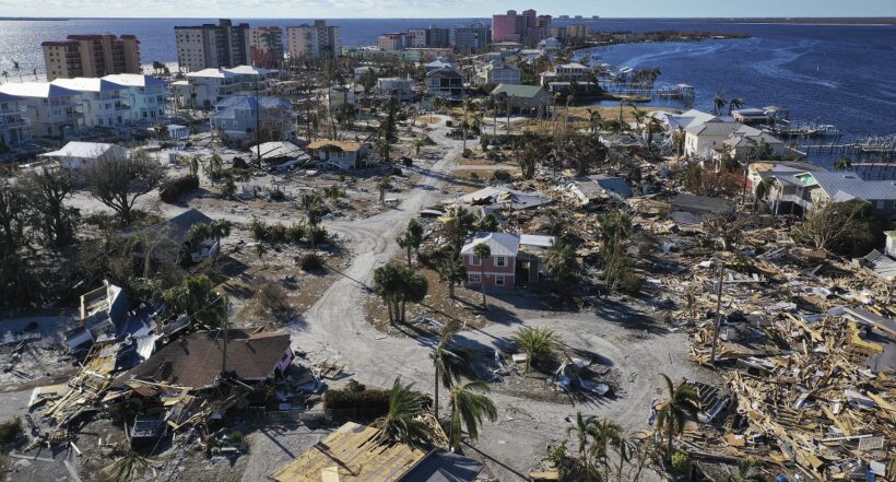 Imagen de destrozos del huracán Ian a su paso por la Florida ilustra artículo Florida atrae cada vez más habitantes, pese a creciente riesgo de huracanes