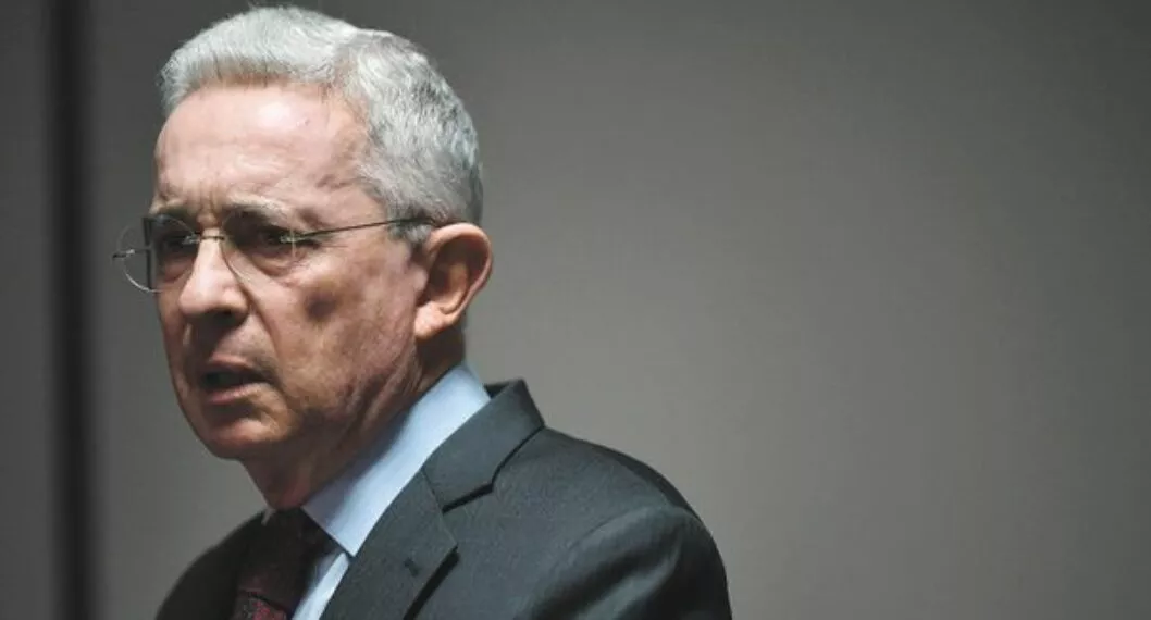 Álvaro Uribe: tercer juez, tercer “round” para definir qué pasa con su proceso 
