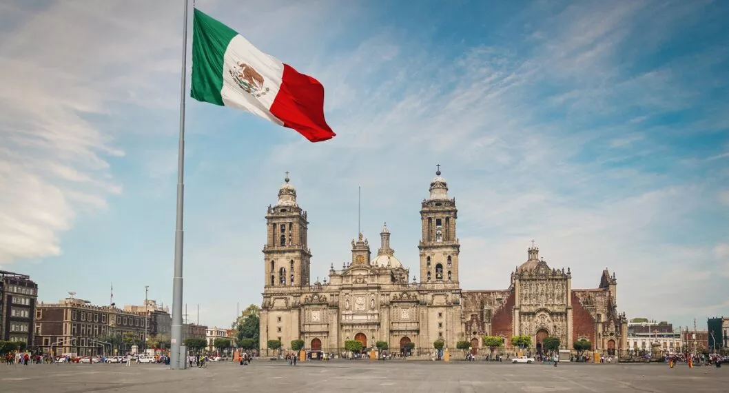 Bandera de México ilustra nota sobre consejos para que colombianos que viajen no sean devueltos