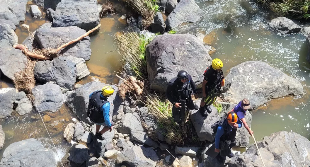 Turista colombiana murió en Puerto Rico, después de ser arrastrada por un río. Las autoridades encontraron su cuerpo y hasta este martes la identificaron. 