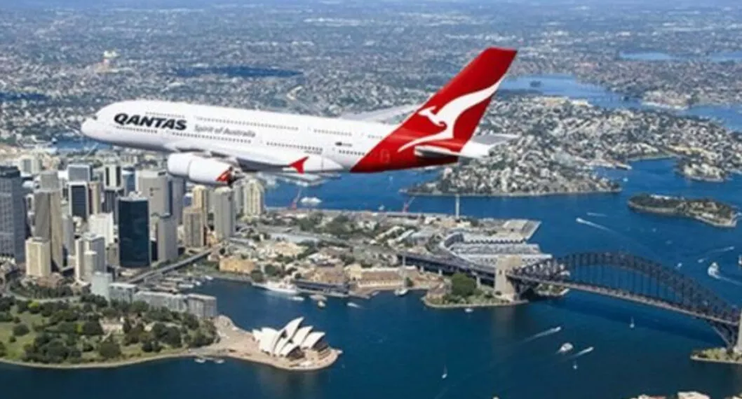 Un avión aterrizó de emergencia por pelea que se registró de pasajeros durante un vuelo en Australia. El piloto hizo una maniobra arriesgada. 