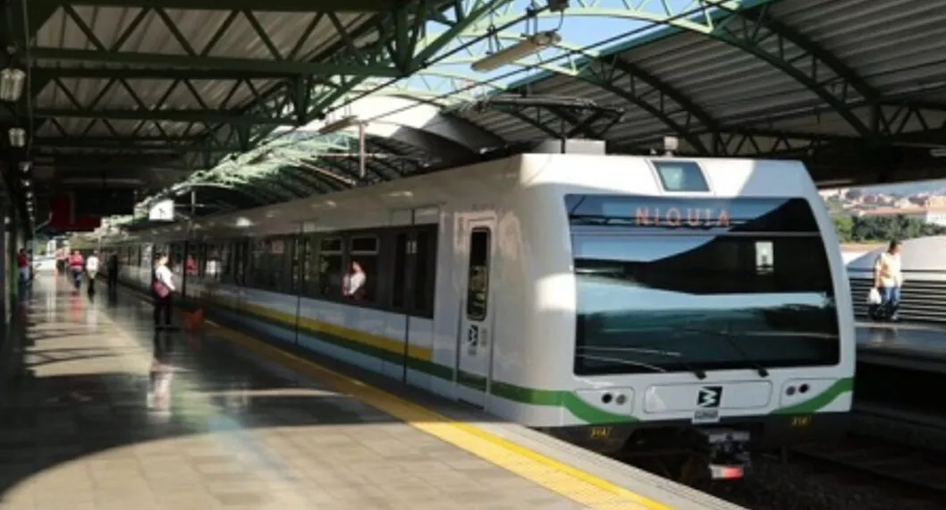 Un tren fue evacuado en el Metro de Medellín en la estación Poblado y se registraron demoras en el paso de los vehículos. 