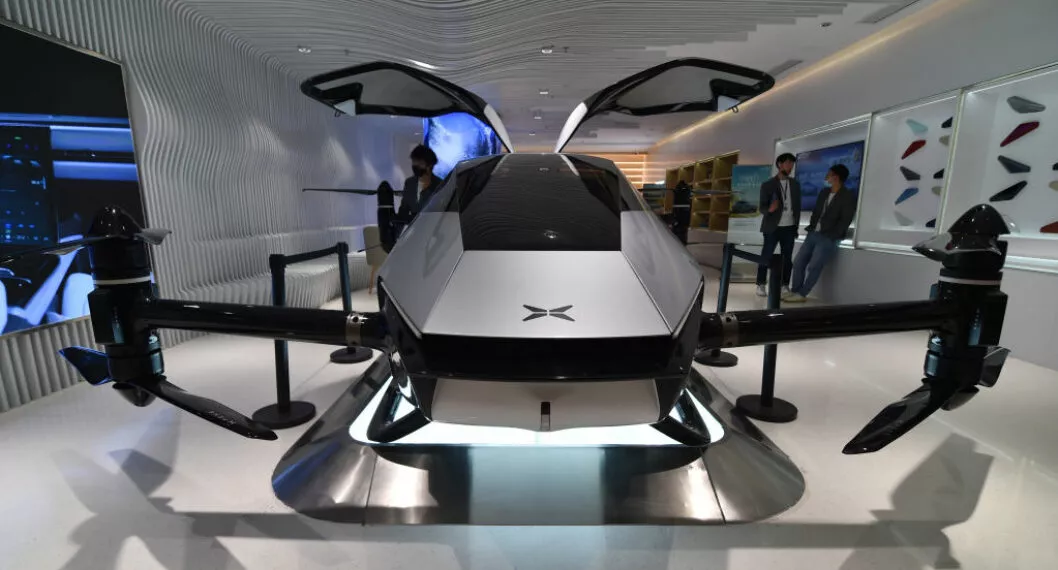 Imagen del Carro volador de cero emisiones XPeng X2 que hizo su primera demostración en Dubai