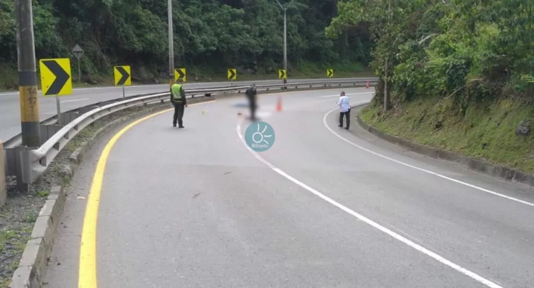 Hombre muere al caer de un camión al que había subido sin permiso en Antioquia