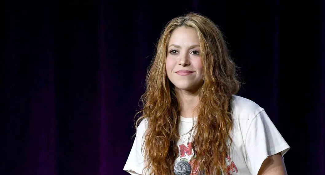 Shakira ilustra nota sobre ex a los que les habría dedicado 'Monotonía' y 'Antología'