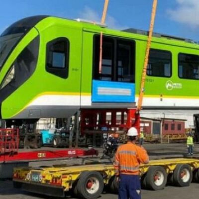 Primer vagón del metro llegó a Colombia y está en Barranquilla