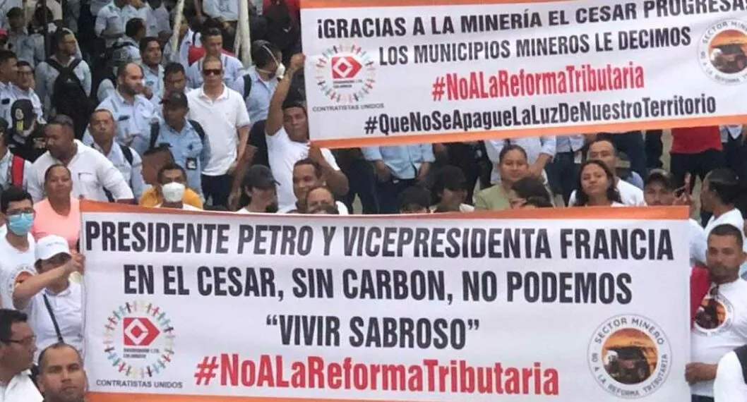 Protesta minera en Bogotá en contra de la tributaria no habría sido iniciativa de obreros sino de altos mandos, afirma líder sindicalista.