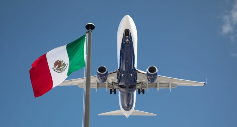 Un colombiano que decidió viajar a Cancún, México, para tomar vacaciones dijo ser víctima de abusos de parte de los funcionarios del aeropuerto. 