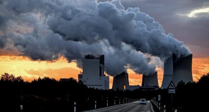 Imagen de la contamincación, a propósito que Combustibles fósiles y los estudios dicen que un millón de personas mueren al año