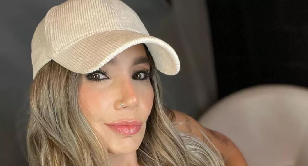 Paola Jara, cantante que se apareció con otro 'look', pero no ha hecho cambio en Instagram, pese a muerte de Coffe.