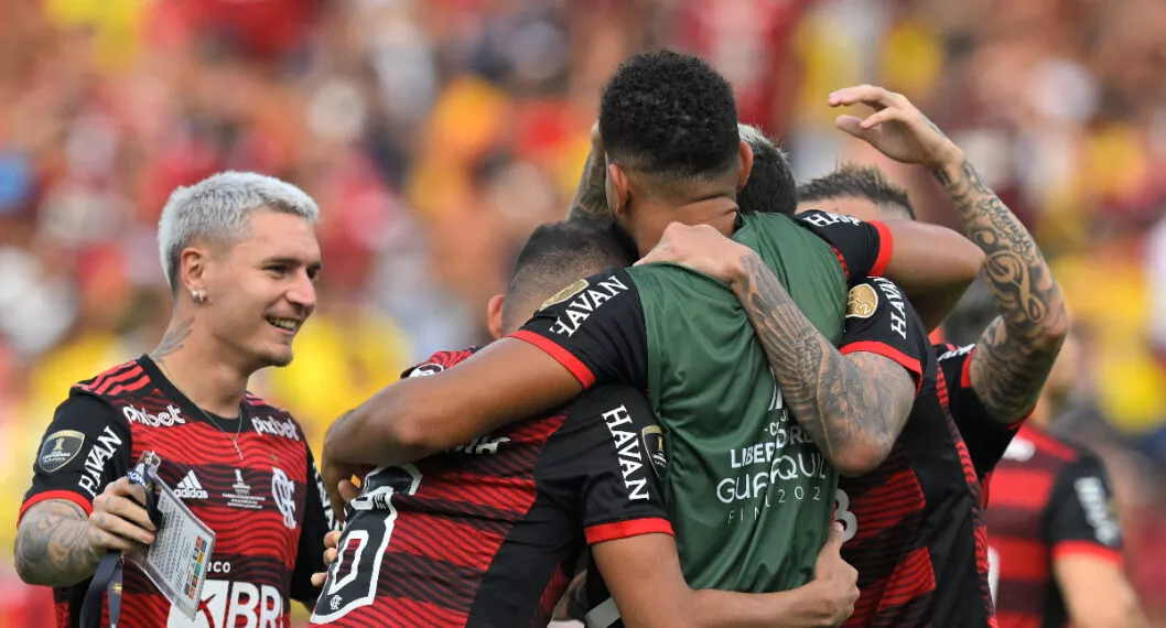 Flamengo se coronó campeón de la Copa Libertadores luego de derrotar a Athletico Paranaense en la final. Es el tercer título para el club en este torneo. 