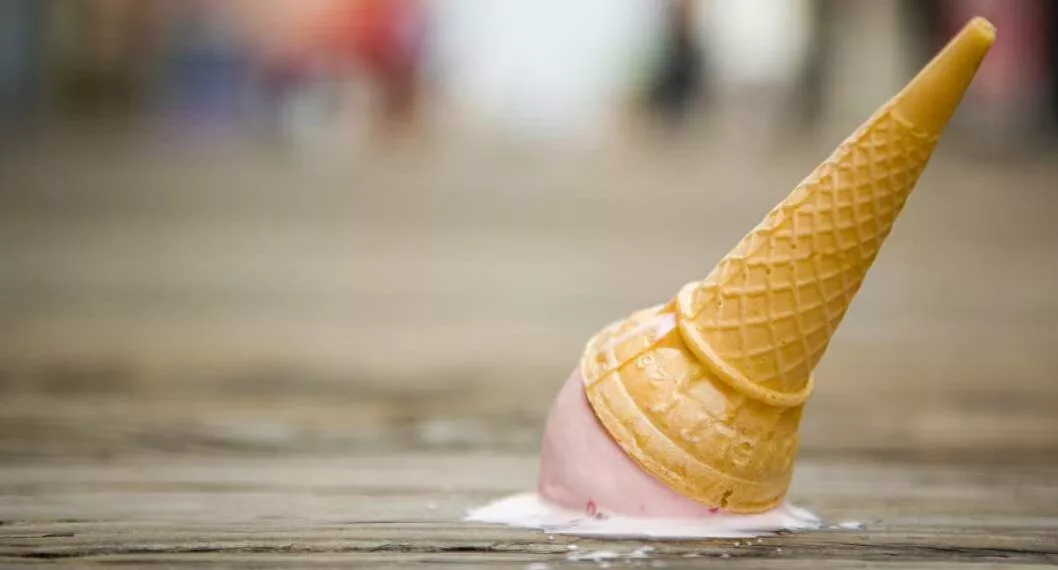 Foto de helado, en nota de Subida por reforma tributaria de Chocoramo, salchichas, helado y más alimentos.