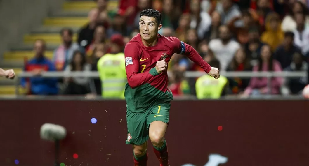 BRAGA, PORTUGAL - SEPTEMBER 27: Cristiano Ronaldo of Portugal during the  UEFA Nations league match between Portugal  v Spain  at the Estadio Municipal de Braga on September 27, 2022 in Braga Portugal (Photo by David S. Bustamante/Soccrates/Getty Images)
