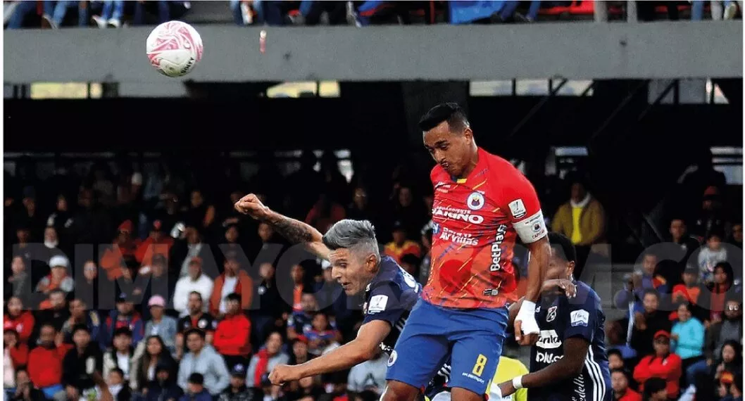 Con varias jugadas polémicas, el duelo entre 'poderosos' y 'volcánicos' finalizó sin goles en el estadio Atanasio Girardot, en el inicio de los cuadrangulares.