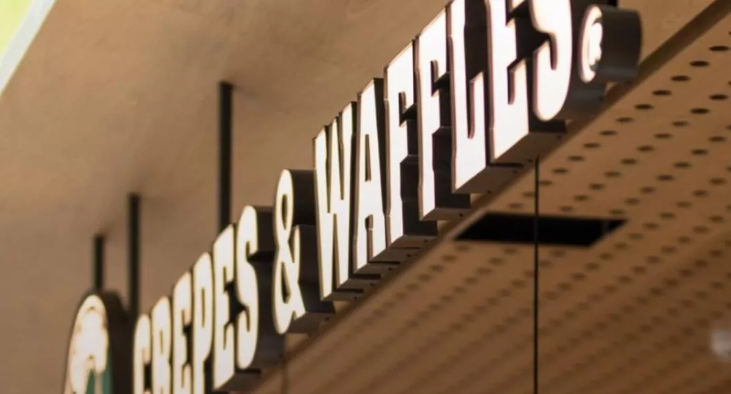 Crepes & Waffles alerta por trampa en la que están cayendo clientes: hay varios afectados
