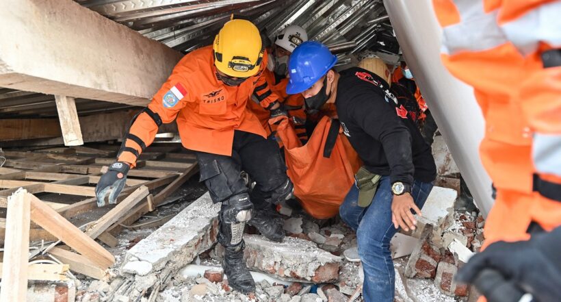 Número de muertos por temblor en Indonesia supera los 250
