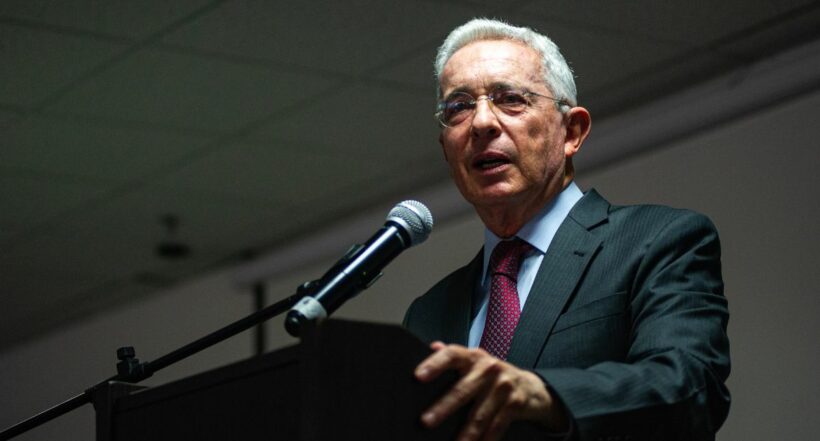 Cambio a las pensiones en Colombia que propuso el Gobierno de Gustavo Petro fue criticado por el expresidente Álvaro Uribe.
