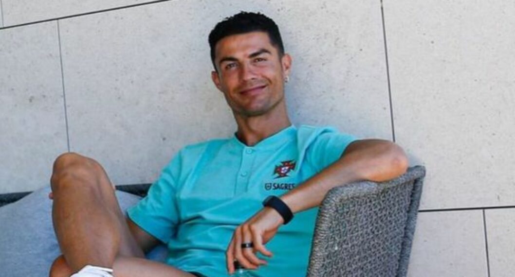 Cristiano Ronaldo con la camiseta de Portugal.