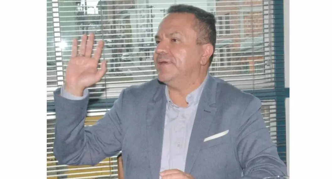 Juan Felipe Jaramillo, secretario en Manizales que renunció a su cargo por escándalo de Liberland.